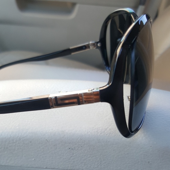 VERSACE SUNGLASSES - Picture 3 of 5